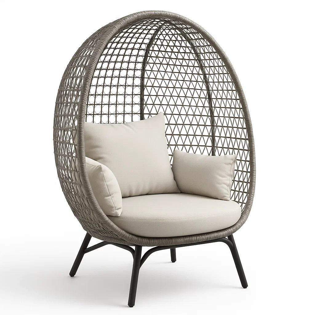 Ei-förmiger Rattan Outdoor-Stuhl mit Stahlrahmen und Beige Kissen